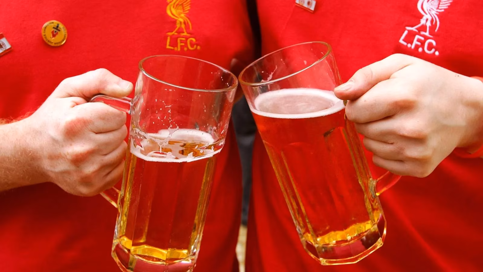 the-price-of-a-pint-where-premier-league-fans-pay-the-most-and-least-for-a-beer-in-2026-image-0